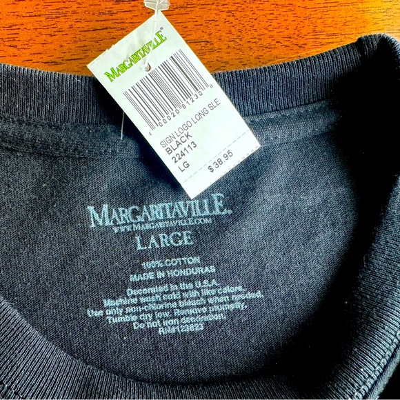 🦜NWT MARGARITAVILLE NASHVILLE L/S / size L - Picture 5 of 6